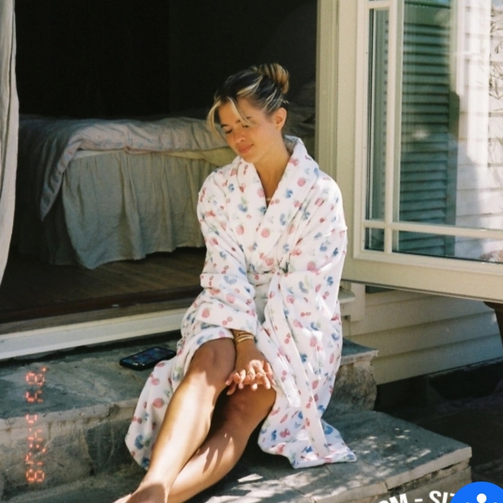DJERF AVENUE SUMMER BERRIES ROBE